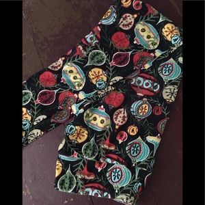 LuLaRoe Christmas Leggings